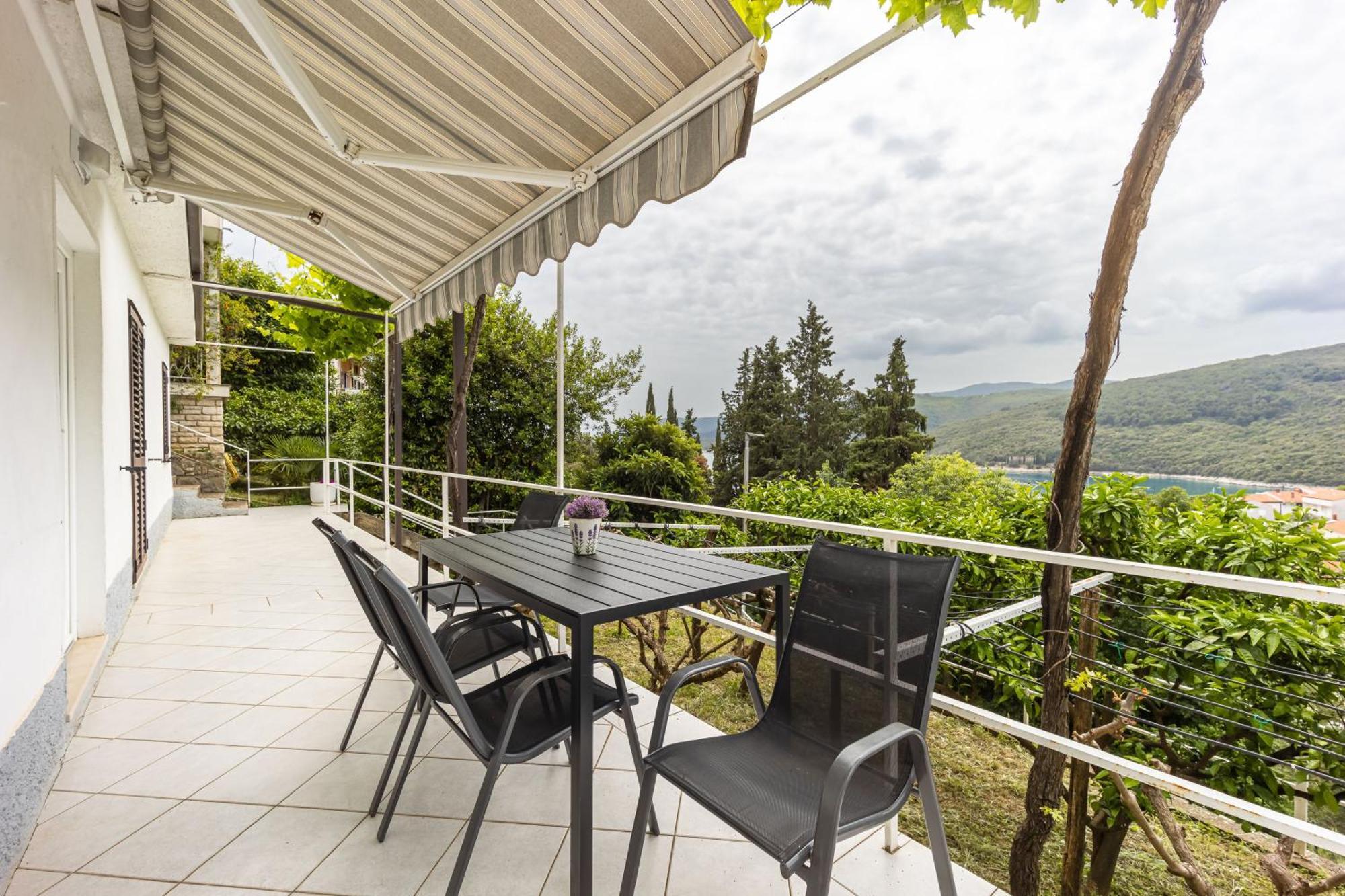 Apartments Sea View Rabac Zewnętrze zdjęcie